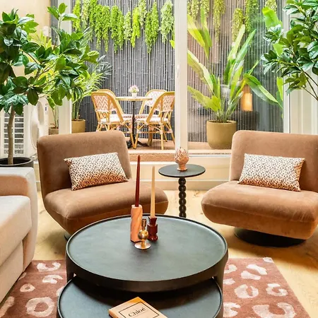 Appartamento Loft Rare Avec Patio Chic - Tour Eiffel Parigi