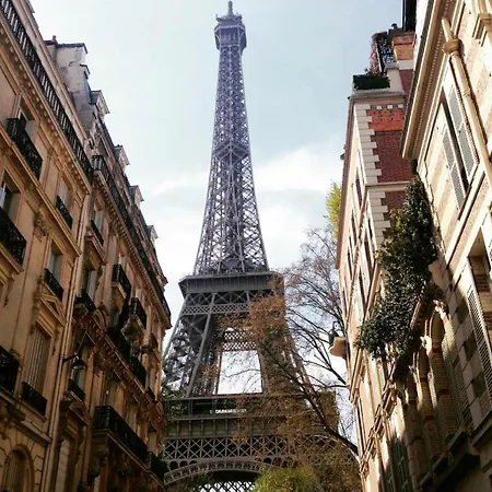 Apartment Loft Rare Avec Patio Chic - Tour Eiffel *
