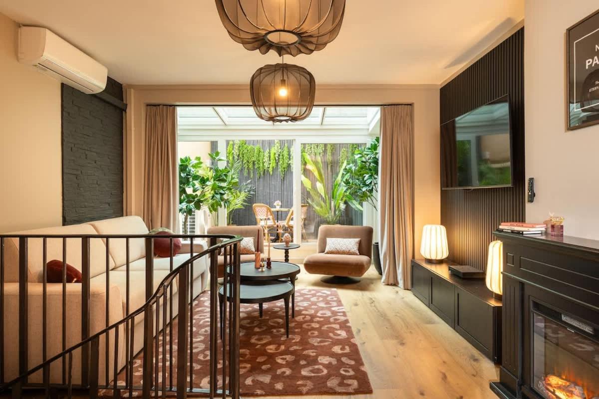 Apartment Loft Rare Avec Patio Chic - Tour Eiffel